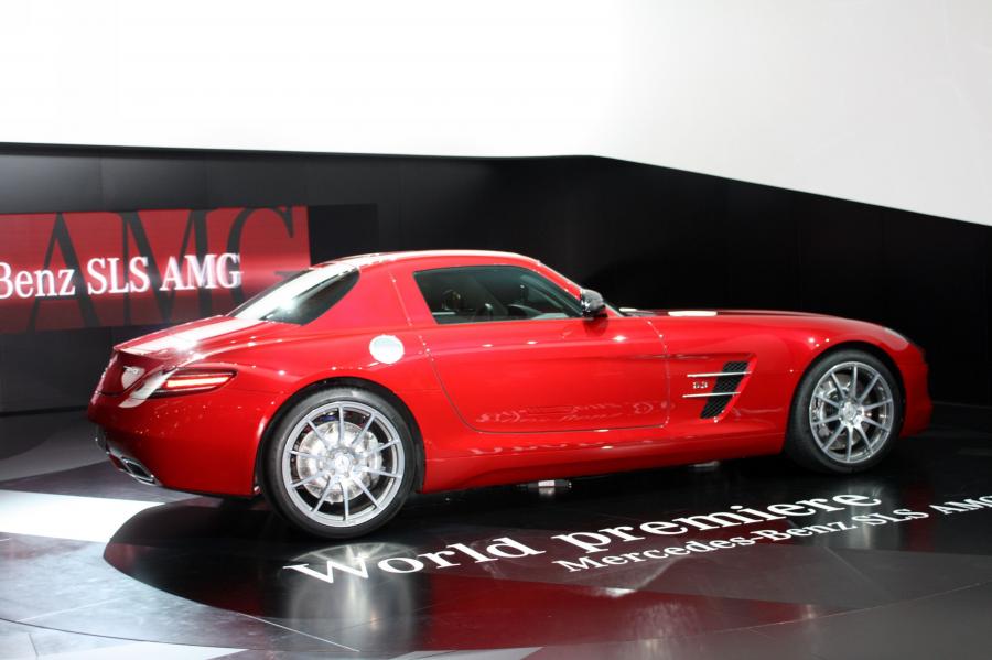  Mercedes-Benz SLS AMG 2010 года  (фото 65 из 526)